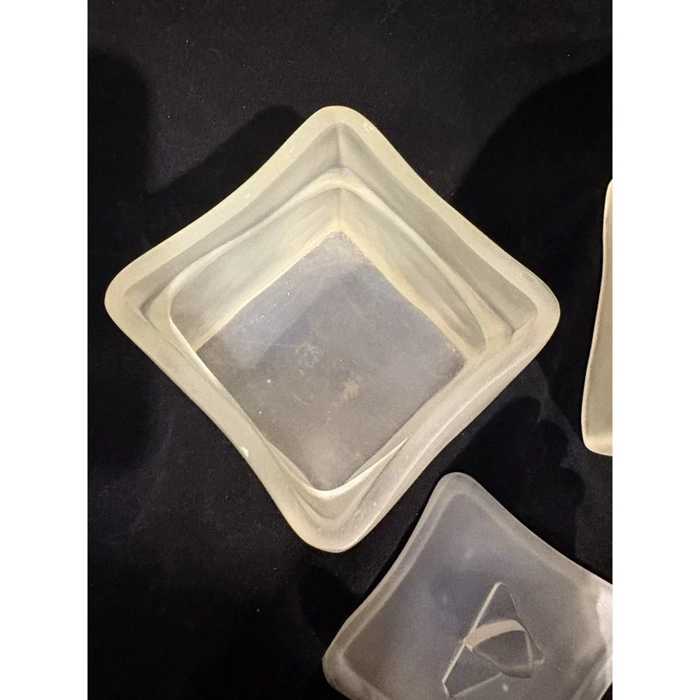 Vintage MCM ? Lucite Tissue box cover canister pale yellow
